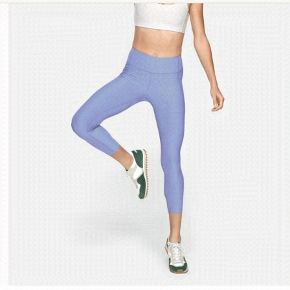 OUTDOOR Voices Warm Up leggings in periwinkle blue. 7/8 length Size S